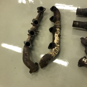 W126 M117 560 Euro-Log exhaust manifolds